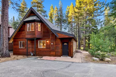 14010 Skiview Loop, Truckee, CA 96161 photo 6