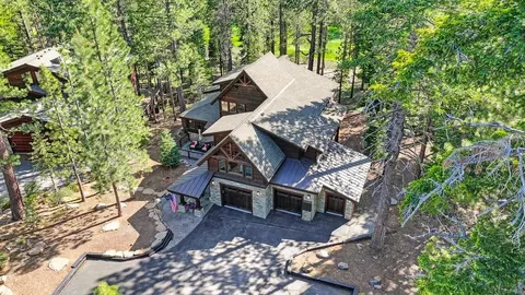 13240 Skiview Loop, Truckee, CA 96161 photo 2