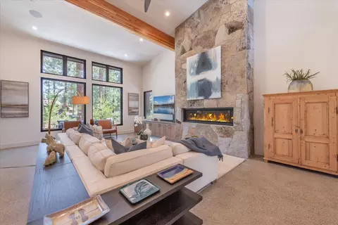 12382 Caleb Dr, Truckee, CA 96161 photo 5