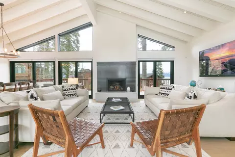 105 Edgewood Dr # SHARE B, Tahoe City, CA 96145