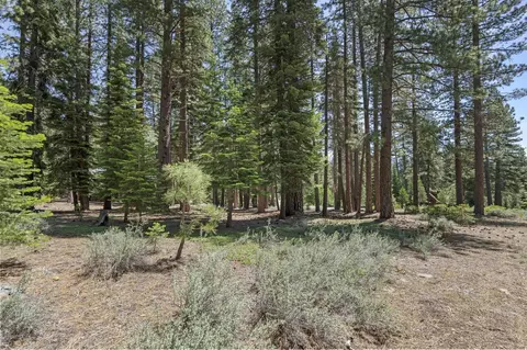 12708 Granite Dr, Truckee, CA 96161