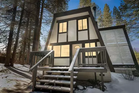 11849 Deerfield Dr, Truckee, CA 96161