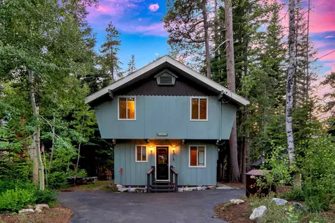 10310 Aspen St, Truckee, CA 96161