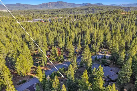 11918 Saddleback Dr, Truckee, CA 96161