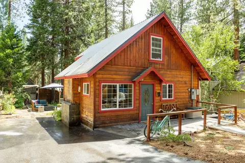 8660 Dolly Varden Ave, Kings Beach, CA 96143