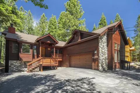 12163 Mougle Ln, Truckee, CA 96161