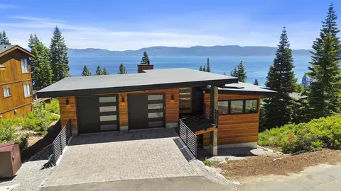 9061 Manzanita Dr, South Lake Tahoe, CA 96150