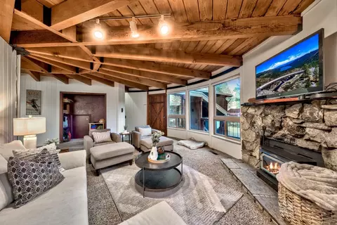 1625 Deer Path, Truckee, CA 96161 photo 10