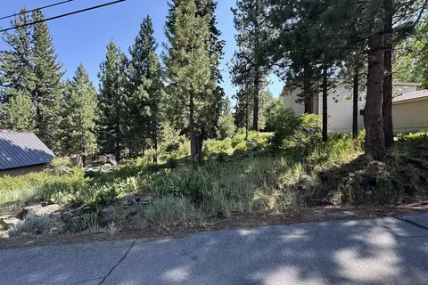 14247 Wolfgang Rd, Truckee, CA 96161