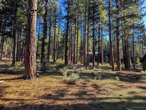 11561 Bottcher Loop, Truckee, CA 96161 photo 10