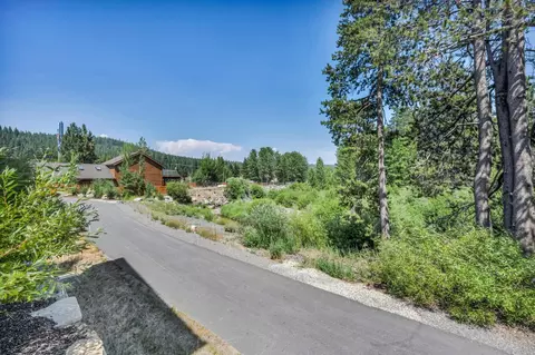 12889 Ice House Loop, Truckee, CA 96161 photo 21