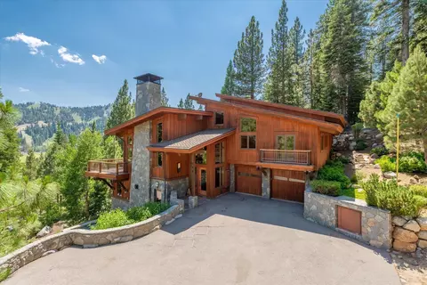 568 Hidden Lake Ct, Olympic Valley, CA 96146