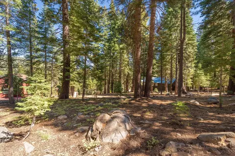 14007 Pathway Ave, Truckee, CA 96161