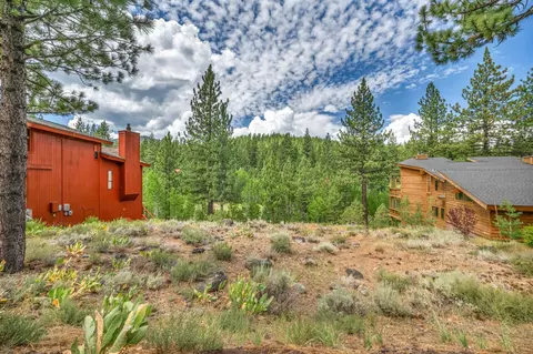 309 Skidder Trl, Truckee, CA 96161
