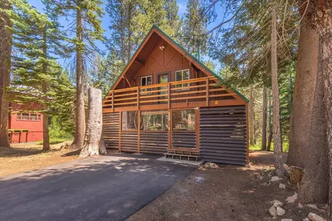 5082 Serene Rd, Soda Springs, CA 95728