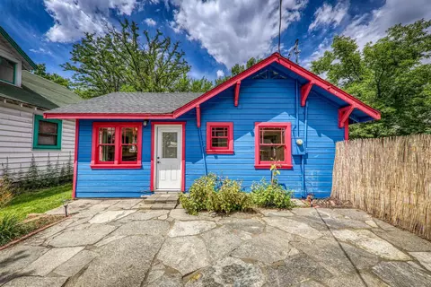 Exterior - 208 Railroad Ave, Loyalton, CA 96118 photo 3 of 8