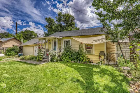 Exterior - 208 Railroad Ave, Loyalton, CA 96118 photo 6 of 8