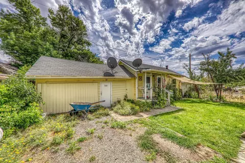 Exterior - 208 Railroad Ave, Loyalton, CA 96118 photo 8 of 8