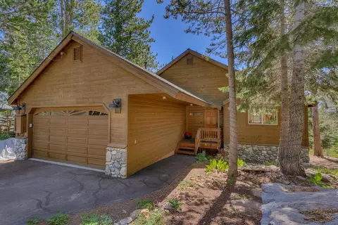 11511 Baden Rd, Truckee, CA 96161