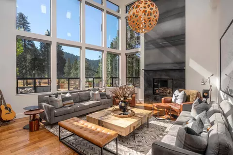 700 Olympic Valley Rd, Olympic Valley, CA 96146