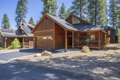 10143 Colton Creek Rd, Truckee, CA 96161
