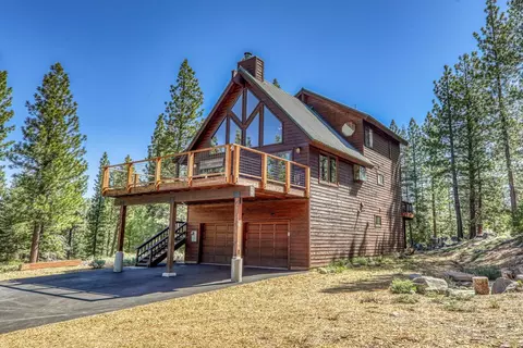 17768 Stoney Point Pl, Truckee, CA 96161