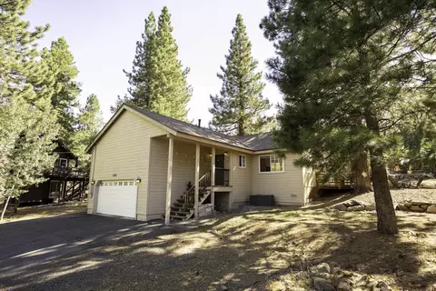 15297 Donnington Ln, Truckee, CA 96161