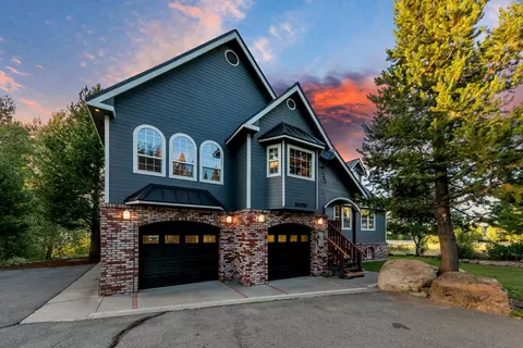 10050 S River St, Truckee, CA 96161