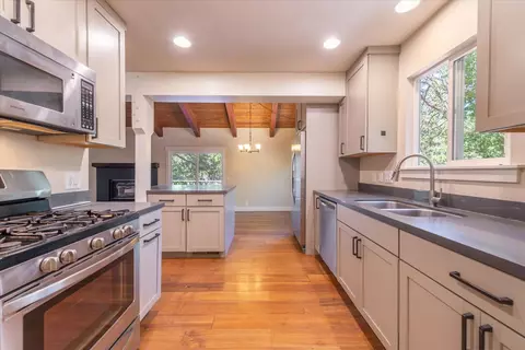 10644 Codogan St, Truckee, CA 96161 photo 11