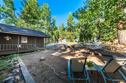 10644 Codogan St, Truckee, CA 96161 photo 28