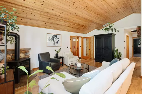 10493 Iris Rd, Truckee, CA 96161 photo 10