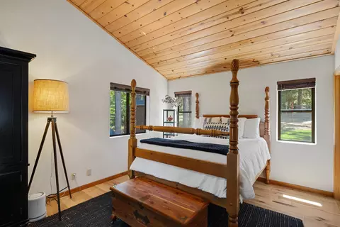 10493 Iris Rd, Truckee, CA 96161 photo 13