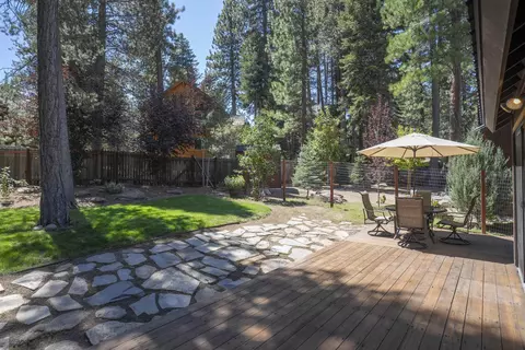 10493 Iris Rd, Truckee, CA 96161 photo 7