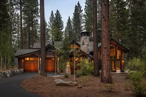 10606 Dutton Ct, Truckee, CA 96161