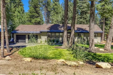 12481 Rainbow Dr, Truckee, CA 96161