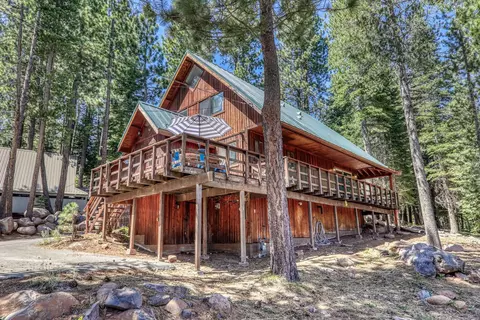 11665 Zermatt Dr, Truckee, CA 96161