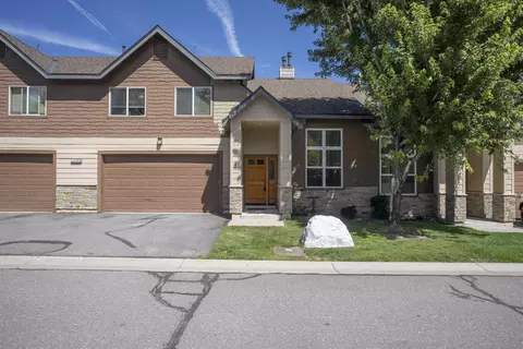 10086 Nicolas Dr # B, Truckee, CA 96161