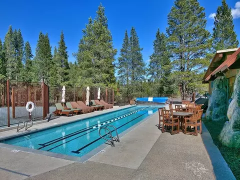 10247 Dick Barter, Truckee, CA 96161 photo 10