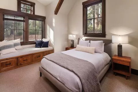 8221 Valhalla Dr, Truckee, CA 96161 photo 11