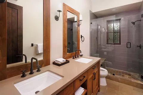 8221 Valhalla Dr, Truckee, CA 96161 photo 14