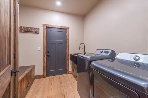 11024 Parkland Dr, Truckee, CA 96161 photo 25