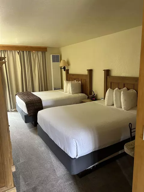 2000 N Village Dr # 237, Truckee, CA 96161