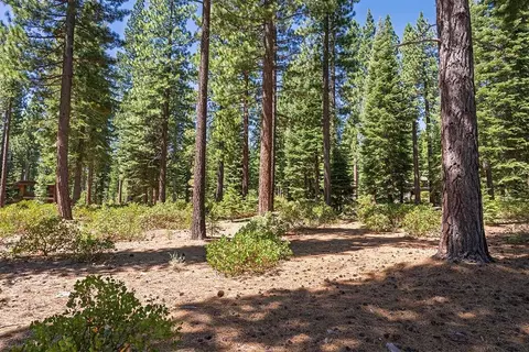 8220 Valhalla Dr, Truckee, CA 96161 photo 10