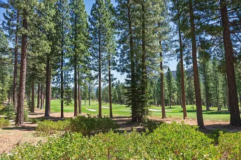8220 Valhalla Dr, Truckee, CA 96161 photo 5