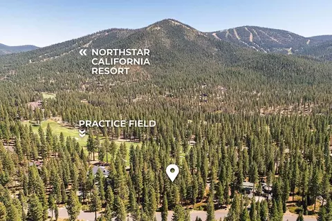 8220 Valhalla Dr, Truckee, CA 96161