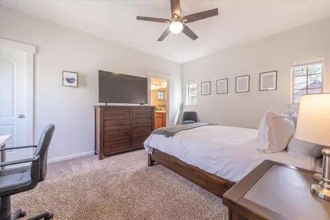 10246 Fall Ct, Truckee, CA 96161 photo 12