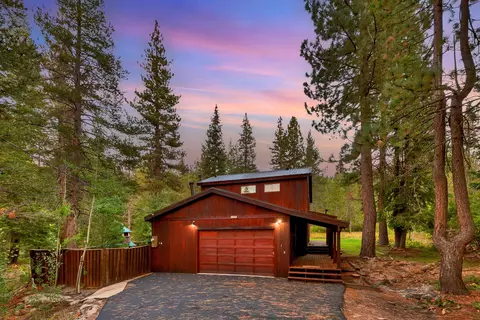 12573 Schussing Way, Truckee, CA 96161
