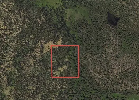 15 Forest Rd, Soda Springs, CA 95728