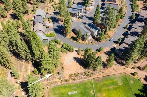 11259 Saddleback Dr, Truckee, CA 96161 photo 16