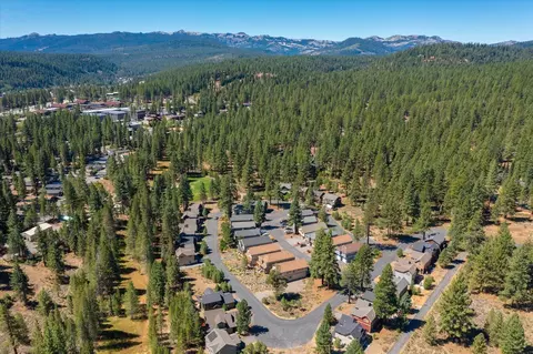 11259 Saddleback Dr, Truckee, CA 96161 photo 23